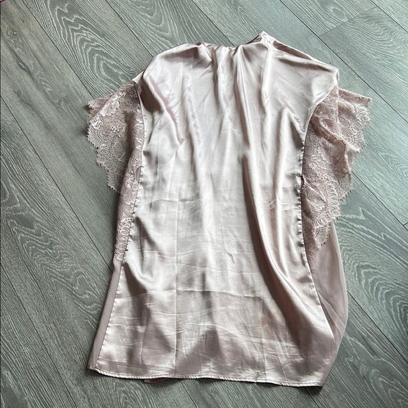 Satin Pink Lace Trim Dressing Gown - Picture 6 of 7